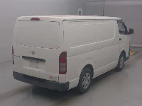 Цена авто Toyota RegiusAce с аукционов Японии, номер кузова KDH201V, пробег 359 000, оценка 7