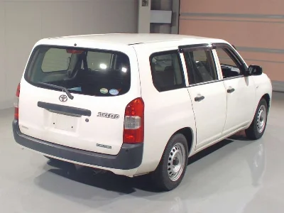 TOYOTA SUCCEED