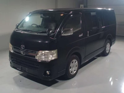 TOYOTA REGIUS VAN