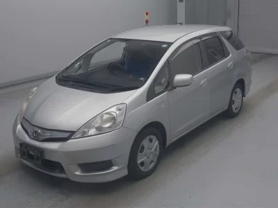HONDA FIT SHUTTLE