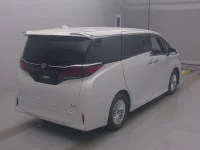 Цена авто Toyota Alphard с аукционов Японии, номер кузова AAHH45W, пробег 17 000, оценка 3