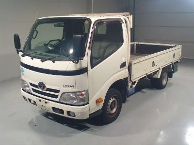 TOYOTA DYNA