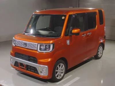 DAIHATSU WAKE