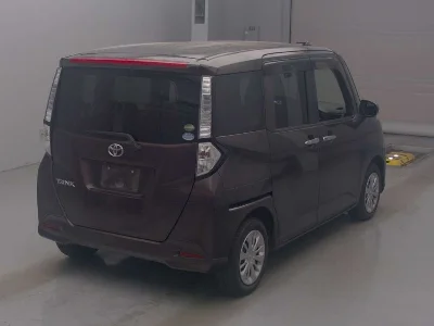 TOYOTA TANK