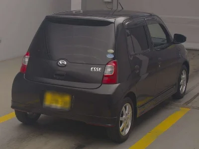 DAIHATSU ESSE