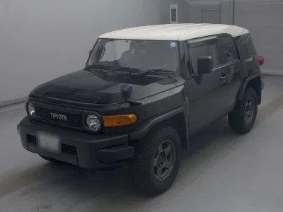 TOYOTA FJ CRUISER