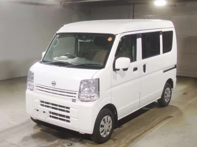 NISSAN CLIPPER VAN