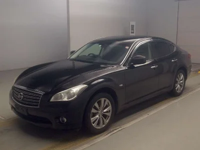 NISSAN FUGA