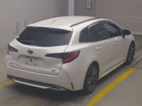 Цена авто Toyota Corolla Touring Sports с аукционов Японии, номер кузова ZWE219W, пробег 178 000, оценка 2