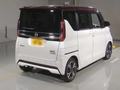 NISSAN ROOX