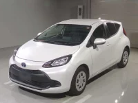 Цена авто Toyota Aqua с аукционов Японии, номер кузова MXPK11, пробег 72 000, оценка 8