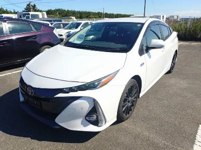 TOYOTA PRIUS PHV
