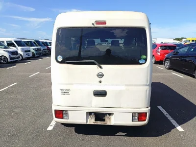 NISSAN CLIPPER VAN