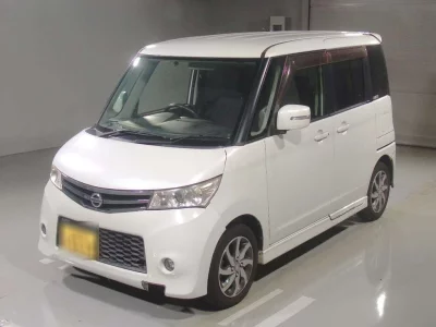 NISSAN ROOX