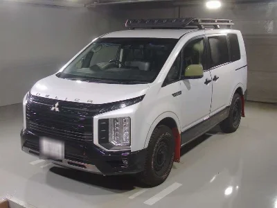 MITSUBISHI DELICA D5