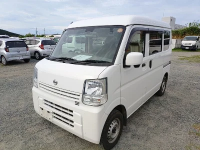 NISSAN CLIPPER VAN