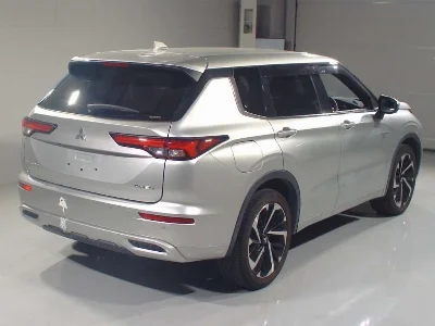 MITSUBISHI OUTLANDER PHEV