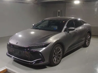 TOYOTA CROWN CROSSOVER