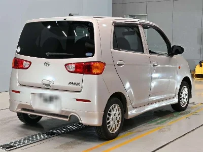 DAIHATSU MAX