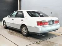 Цена авто Toyota Crown с аукционов Японии, номер кузова JZS175, пробег 166 000, оценка 2