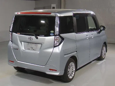 TOYOTA TANK