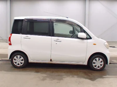 DAIHATSU TANTO EXE