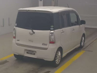 DAIHATSU TANTO EXE