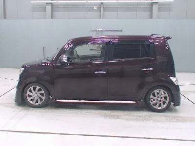 TOYOTA BB