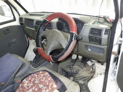 NISSAN CLIPPER TRUCK