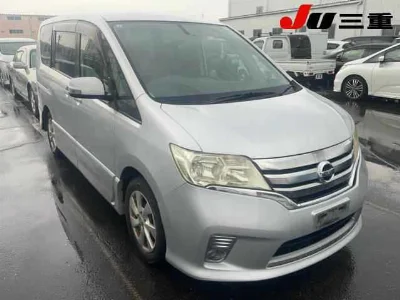 NISSAN SERENA