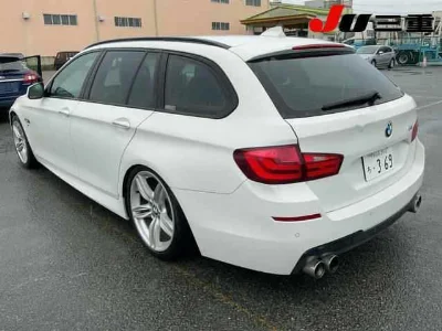 BMW 5 SERIES