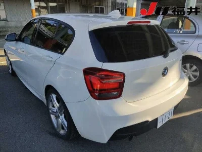 BMW 1 SERIES