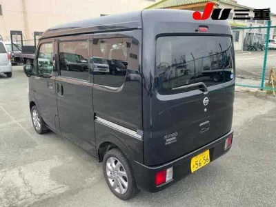 NISSAN CLIPPER VAN