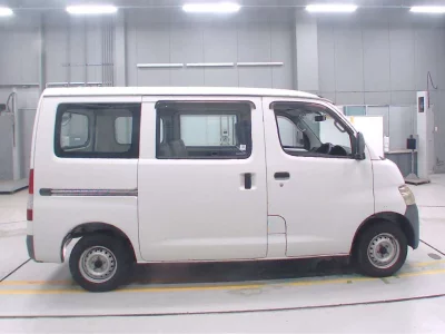 TOYOTA TOWN ACE VAN