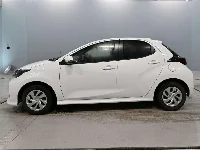 Цена авто Toyota Yaris с аукционов Японии, номер кузова KSP210, пробег 102 000, оценка 8