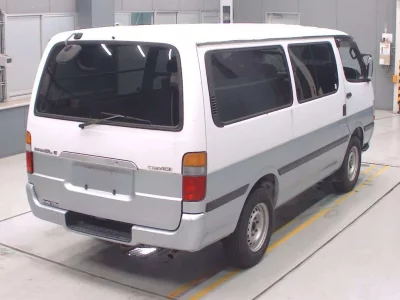 TOYOTA REGIUS VAN