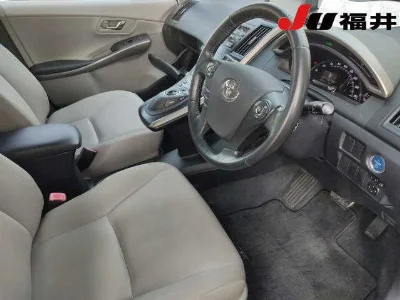 TOYOTA SAI