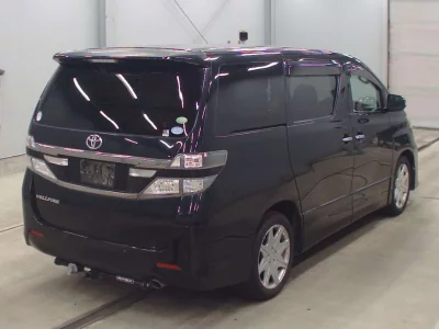 TOYOTA VELLFIRE