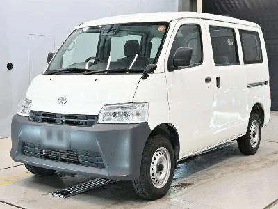 TOYOTA TOWN ACE VAN