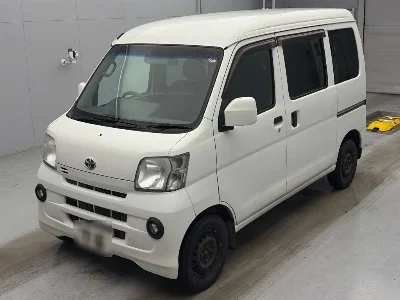 TOYOTA PIXIS VAN