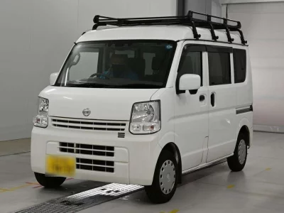 NISSAN CLIPPER VAN