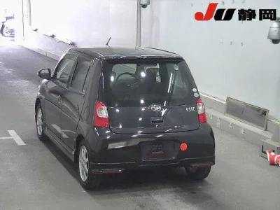 DAIHATSU ESSE