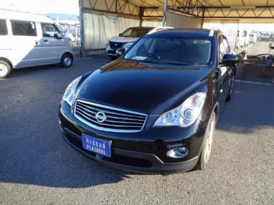 NISSAN SKYLINE CROSSOVER