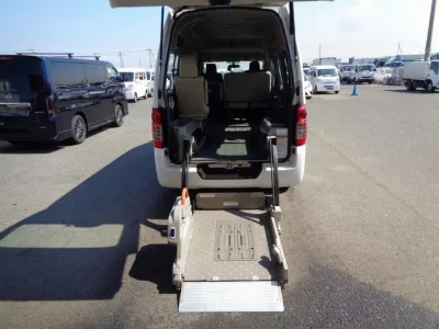 NISSAN NV350 CARAVAN