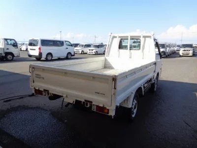 NISSAN VANETTE TRUCK