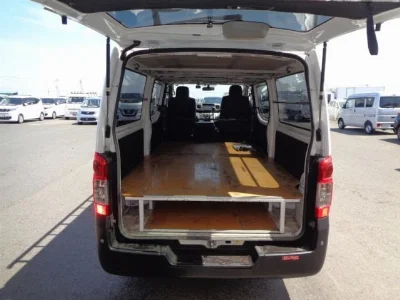 NISSAN NV350 CARAVAN