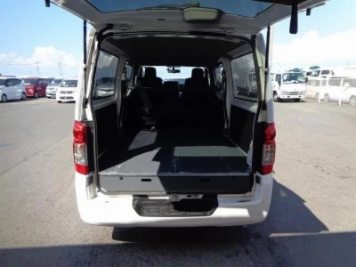 NISSAN NV350 CARAVAN