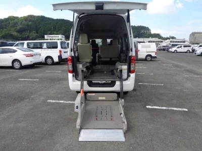 NISSAN NV350 CARAVAN