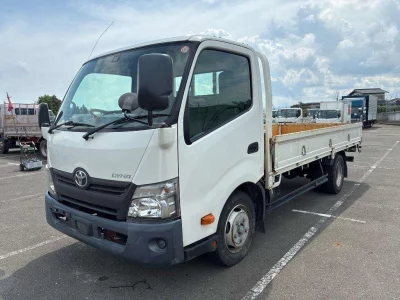TOYOTA DYNA