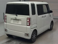 Цена авто Daihatsu Wake с аукционов Японии, номер кузова LA700S, пробег 100 000, оценка 2
